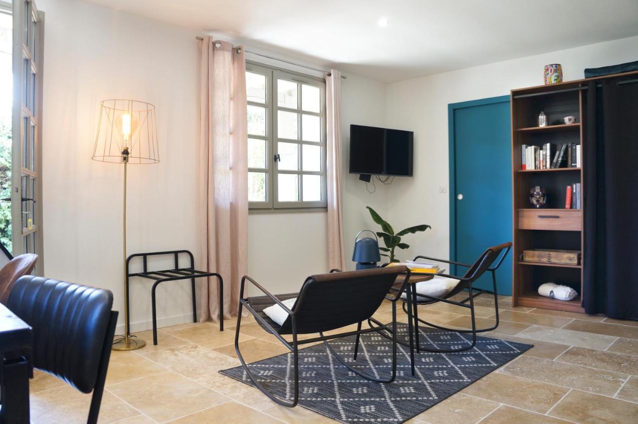 La Suite Du Mas Lauseta - Clim Et Park Aigues-Mortes Exterior foto